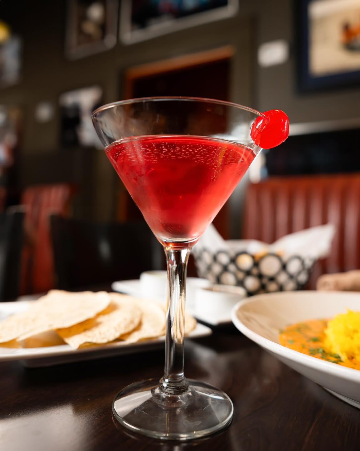 Enjoy Cocktails At India Palace In Dallas